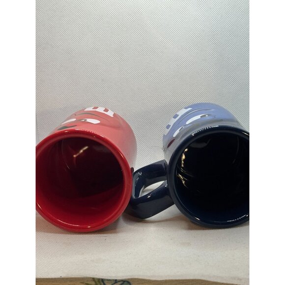 M&Ms Ceramic Coffee Mug Set Red & Blue Characters Licensed Collectibles 2011 Mad - Picture 2 of 6